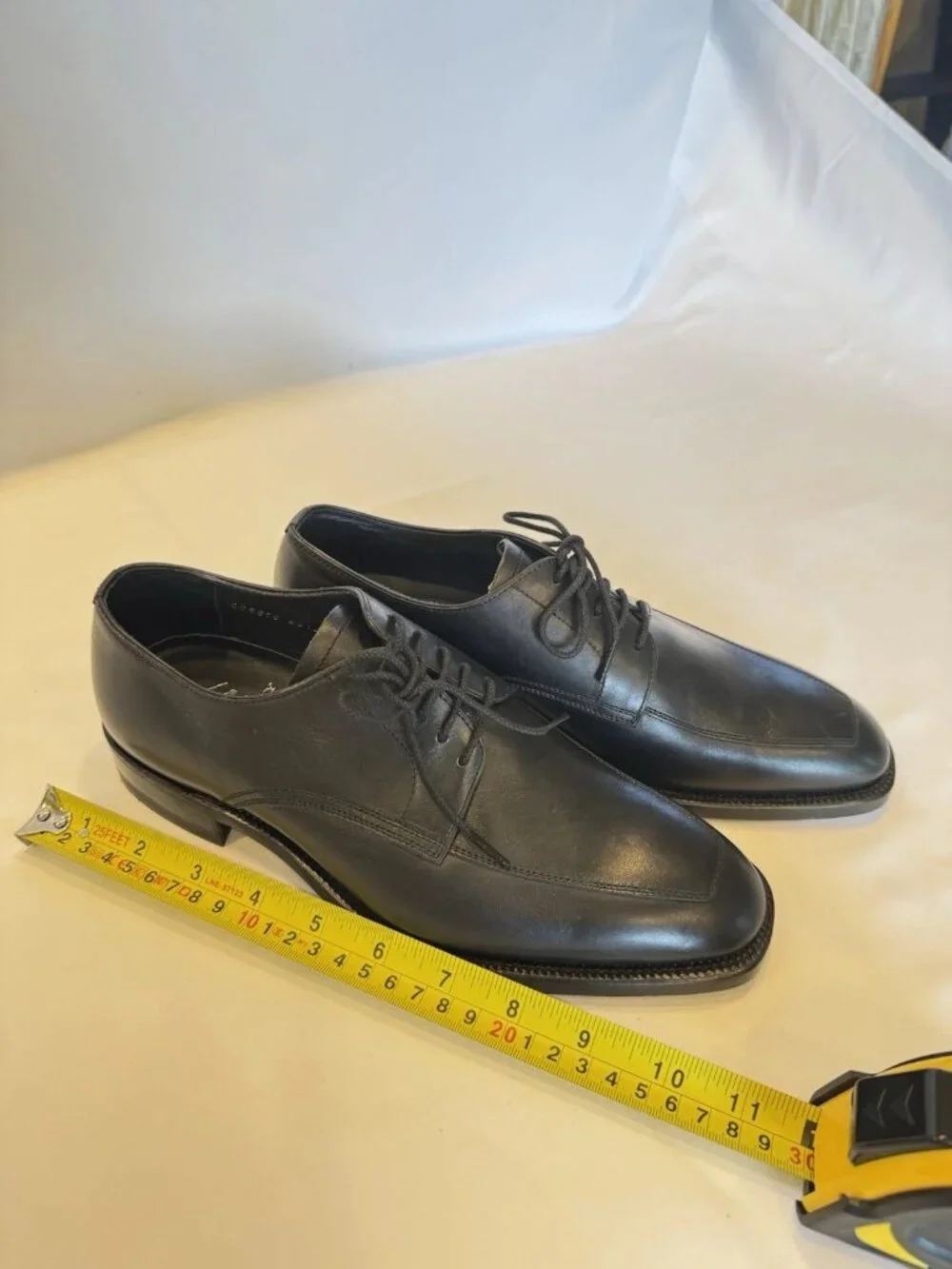 Authentic Burberry Black Leather Apron Toe Derby Shoes Men’s US 6